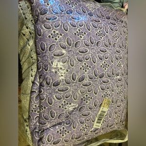 NIP Quilted Full Bedcover Eyelet Pattern- Lilac